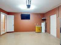 House 1835180745