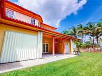 House 1835180761