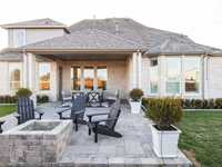 House 1760897442