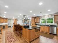 House 1764747922