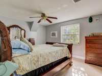 House 1982517646