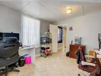 House 1982517677