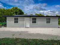 House 1982517570