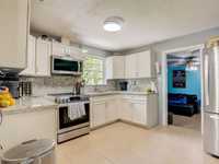 House 1982594439