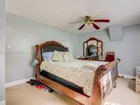 House 1982594449