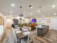 House 1808453202