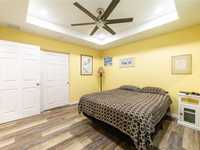 House 1808453225