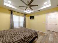 House 1808453229