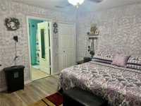 House 1930395770