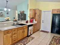 House 1930395758