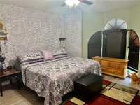 House 1930395761