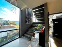 House 2772997656