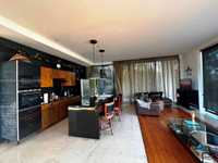 House 2772997711