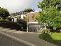 House 2772997574