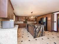 House 1824354054