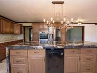 House 1824354107