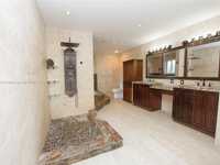House 1824354211