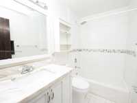 House 1824354406