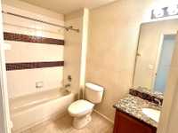 House 1915414886