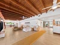 House 1842766017