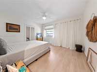 House 1842766121