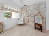 House 1842765991