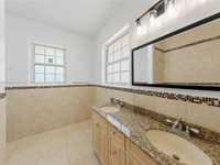 House 1847436871
