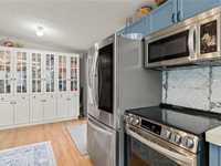 House 1858901982
