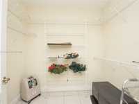 House 1863723005