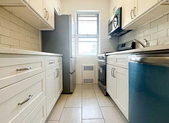 3750 Hudson Manor Terrace , Riverdale, Condo/Co-op,  sold, Showcase Realty