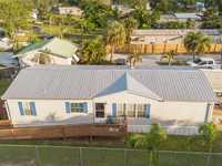 House 1929808757
