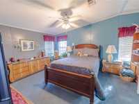 House 1929808779