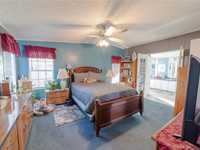 House 1929808780