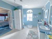 House 1929808784