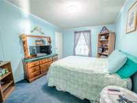 House 1929808787
