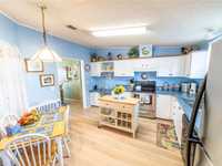 House 1929808763