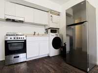 House 1879518064