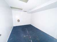 House 1879550883