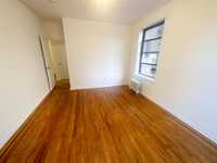 House 1886525737