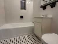 House 1886532217