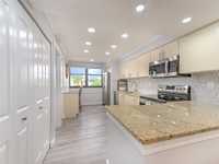 House 1949126220