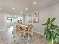 House 1949126229