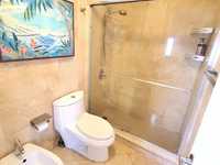 House 1907896512