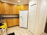 House 1994315946