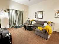 House 1994315950