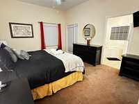 House 1994315959