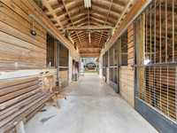 House 1918125803