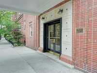 House 1923343996