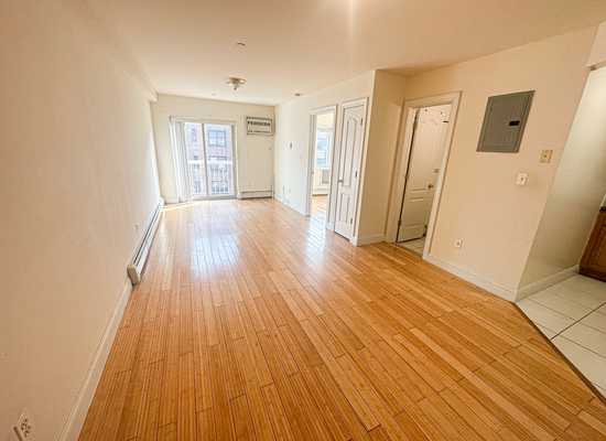 14133 Pershing , Briarwood, Apartment,  sold, Showcase Realty