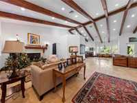House 1924169630